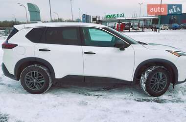 Внедорожник / Кроссовер Nissan Rogue 2021 в Киеве