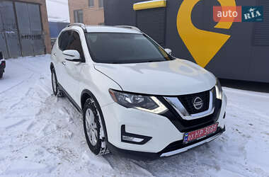 Внедорожник / Кроссовер Nissan Rogue 2018 в Полтаве