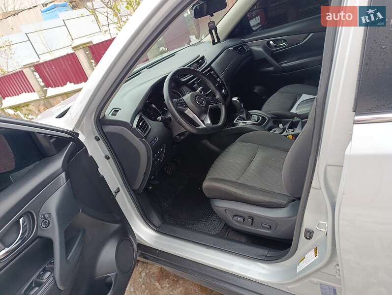 Позашляховик / Кросовер Nissan Rogue 2020 в Підгайцях