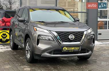 Позашляховик / Кросовер Nissan Rogue 2021 в Івано-Франківську
