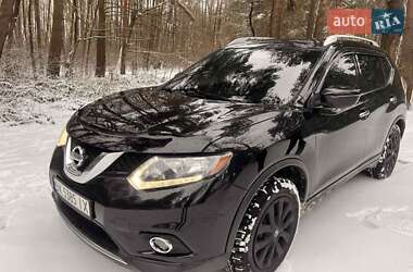 Позашляховик / Кросовер Nissan Rogue 2015 в Острозі