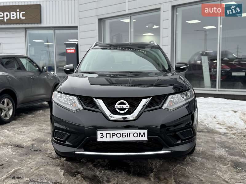 Внедорожник / Кроссовер Nissan Rogue 2015 в Кременчуге