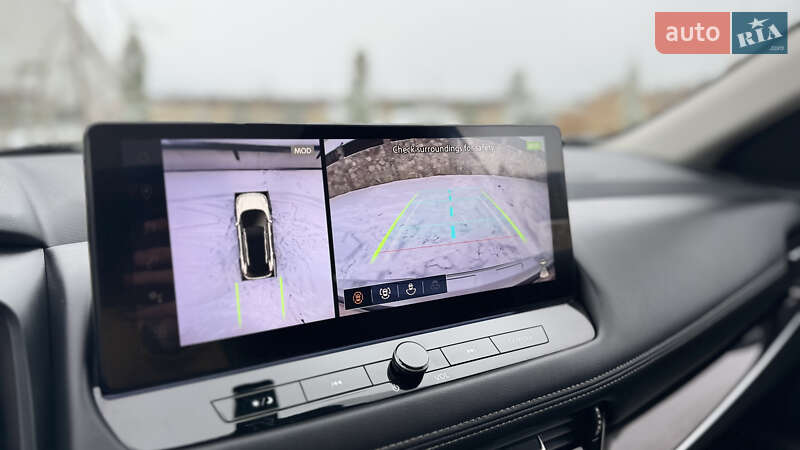 Внедорожник / Кроссовер Nissan Rogue 2024 в Ровно