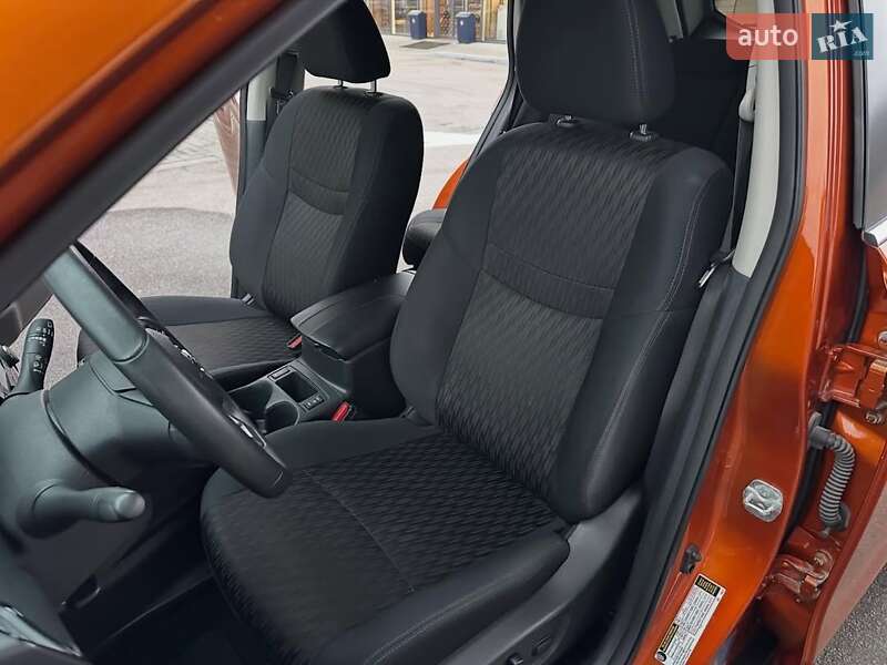 Внедорожник / Кроссовер Nissan Rogue 2018 в Днепре