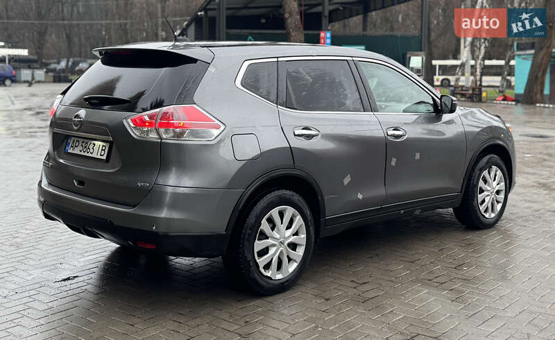 Внедорожник / Кроссовер Nissan Rogue 2015 в Запорожье