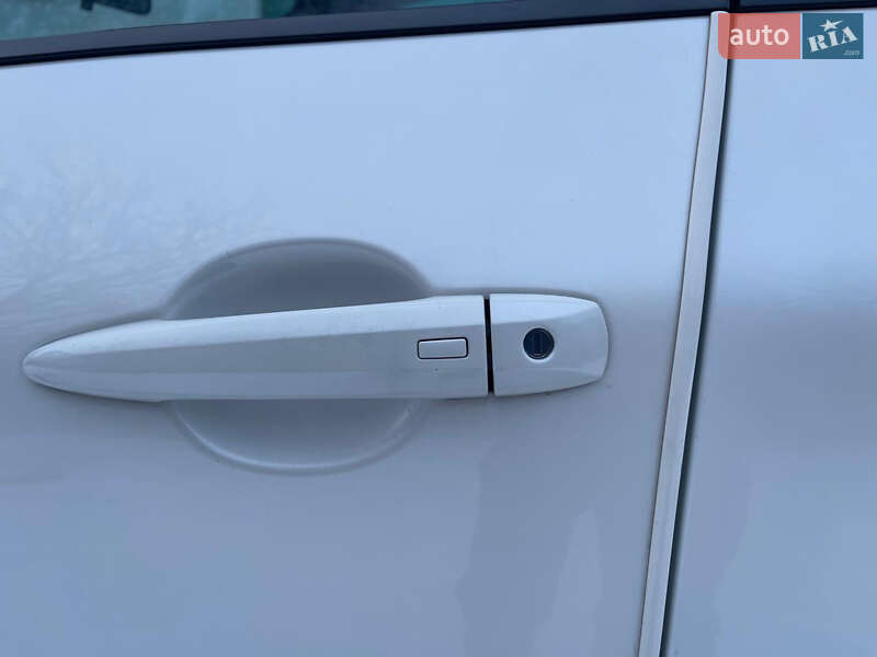 Внедорожник / Кроссовер Nissan Rogue 2022 в Городке фото 13 Внедорожник / Кроссовер Nissan Rogue 2022 в Городке