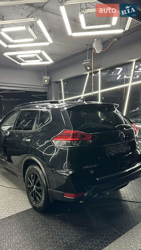 Внедорожник / Кроссовер Nissan Rogue 2017 в Днепре