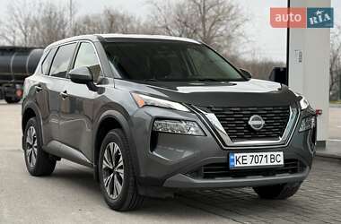 Позашляховик / Кросовер Nissan Rogue 2022 в Дніпрі