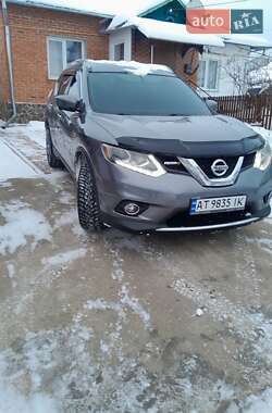 Внедорожник / Кроссовер Nissan Rogue 2016 в Ивано-Франковске
