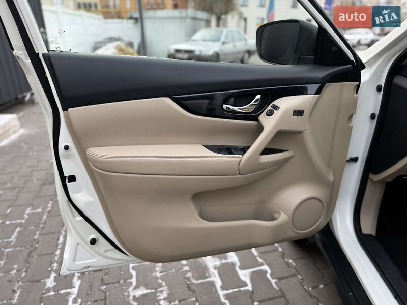 Внедорожник / Кроссовер Nissan Rogue 2019 в Одессе