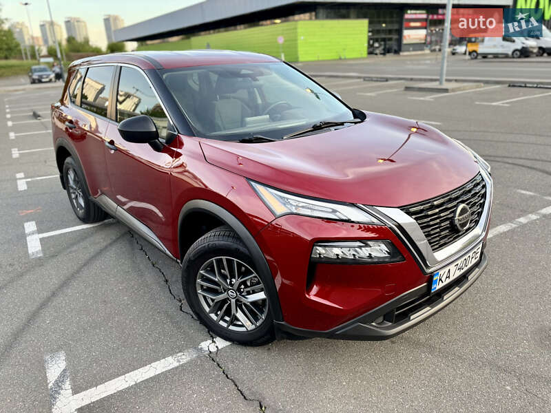 Nissan Rogue 2021