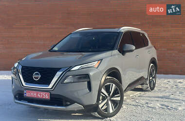 Внедорожник / Кроссовер Nissan Rogue 2020 в Киеве