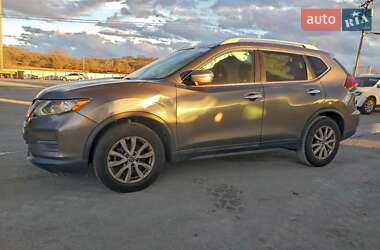 Внедорожник / Кроссовер Nissan Rogue 2019 в Стрые