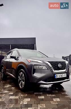 Позашляховик / Кросовер Nissan Rogue 2023 в Полтаві
