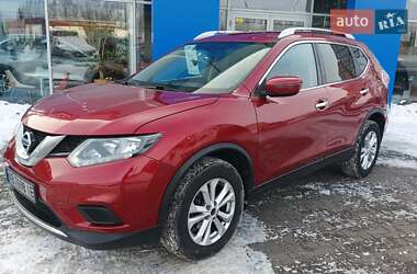 Внедорожник / Кроссовер Nissan Rogue 2016 в Виннице
