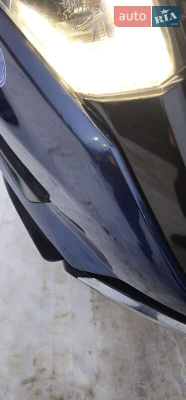 Внедорожник / Кроссовер Nissan Rogue 2017 в Ужгороде