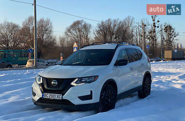Внедорожник / Кроссовер Nissan Rogue 2018 в Львове