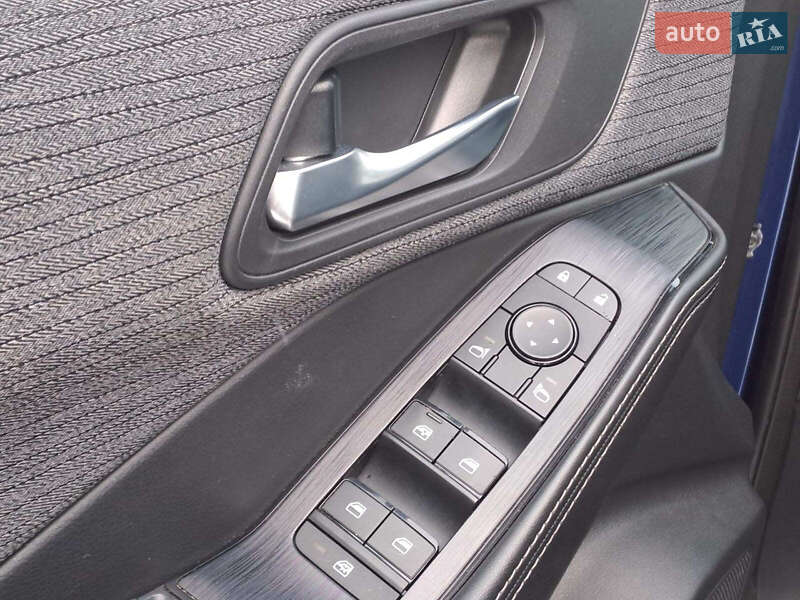 Внедорожник / Кроссовер Nissan Rogue 2021 в Одессе