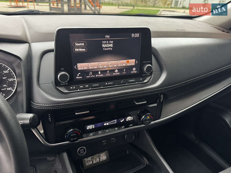 Внедорожник / Кроссовер Nissan Rogue 2021 в Киеве