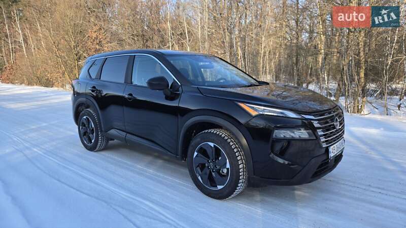 Внедорожник / Кроссовер Nissan Rogue 2024 в Виннице