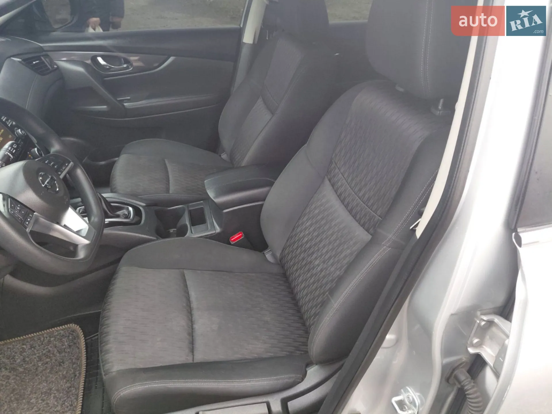 2017 Nissan Rogue - мініатюра 18