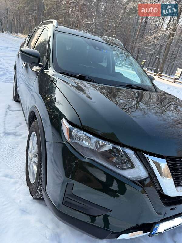 Внедорожник / Кроссовер Nissan Rogue 2020 в Носовке