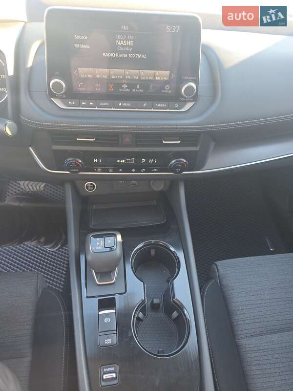 Внедорожник / Кроссовер Nissan Rogue 2023 в Ровно