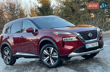 Внедорожник / Кроссовер Nissan Rogue 2023 в Дрогобыче