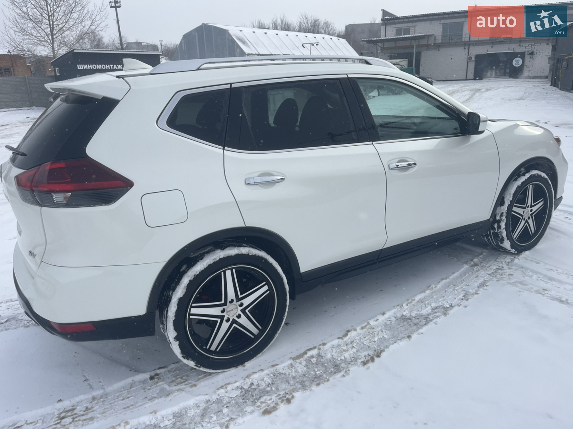 2018 Nissan Rogue - мініатюра 3