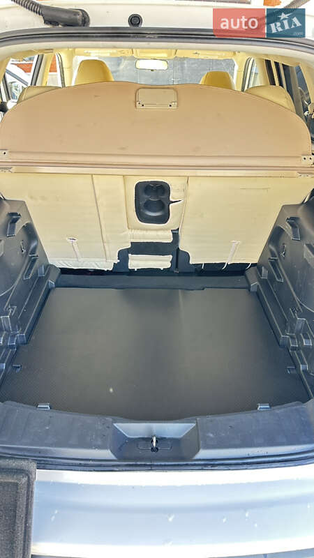 Внедорожник / Кроссовер Nissan Rogue 2017 в Львове