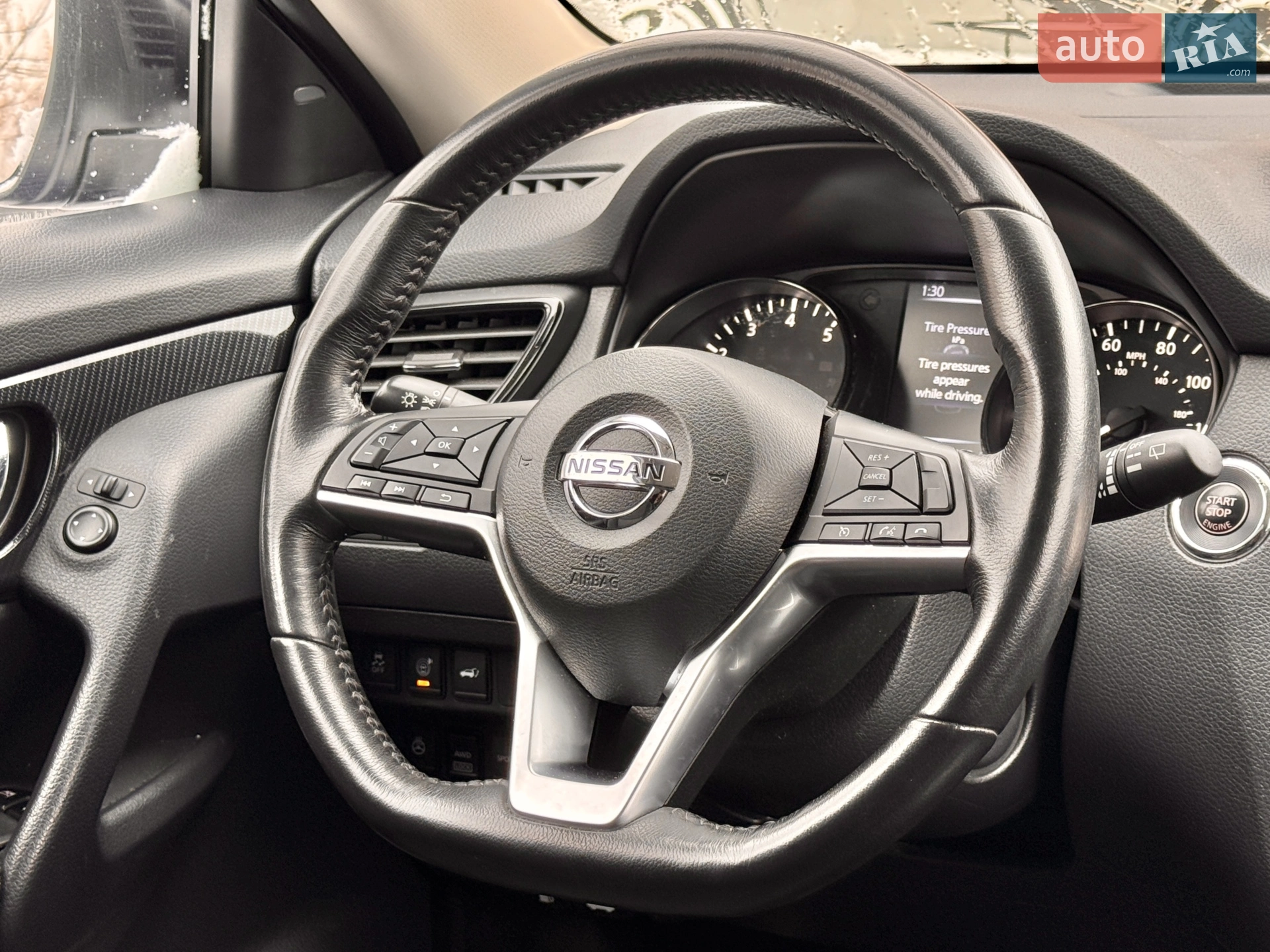 2017 Nissan Rogue - мініатюра 18