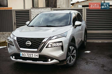 Позашляховик / Кросовер Nissan Rogue 2020 в Іршаві