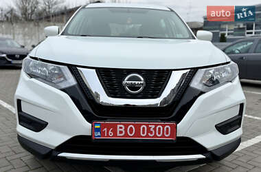 Позашляховик / Кросовер Nissan Rogue 2018 в Житомирі