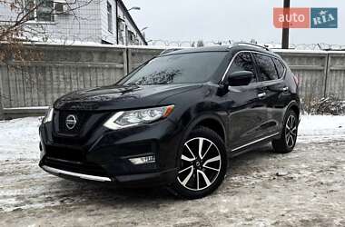 Внедорожник / Кроссовер Nissan Rogue 2019 в Киеве