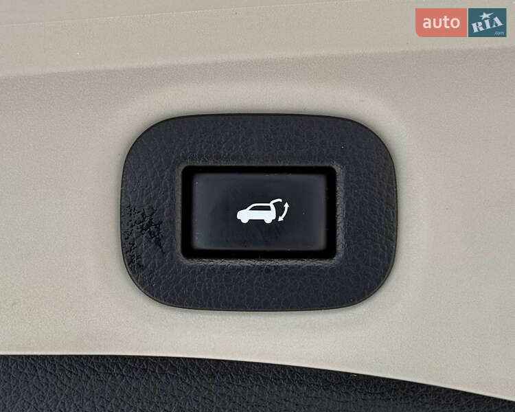 Внедорожник / Кроссовер Nissan Rogue 2018 в Киеве