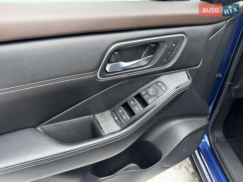 Внедорожник / Кроссовер Nissan Rogue 2021 в Белой Церкви