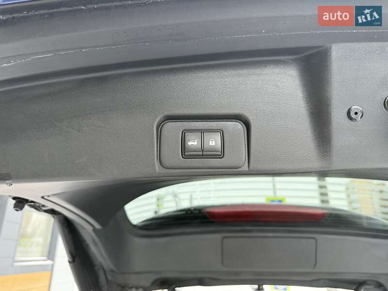 Внедорожник / Кроссовер Nissan Rogue 2021 в Белой Церкви