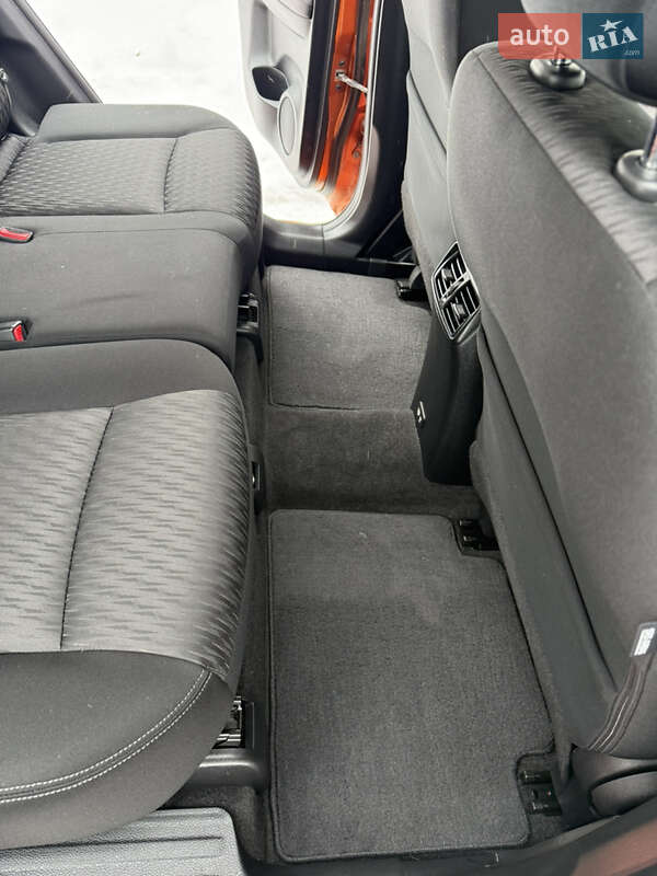 Внедорожник / Кроссовер Nissan Rogue 2019 в Фастове