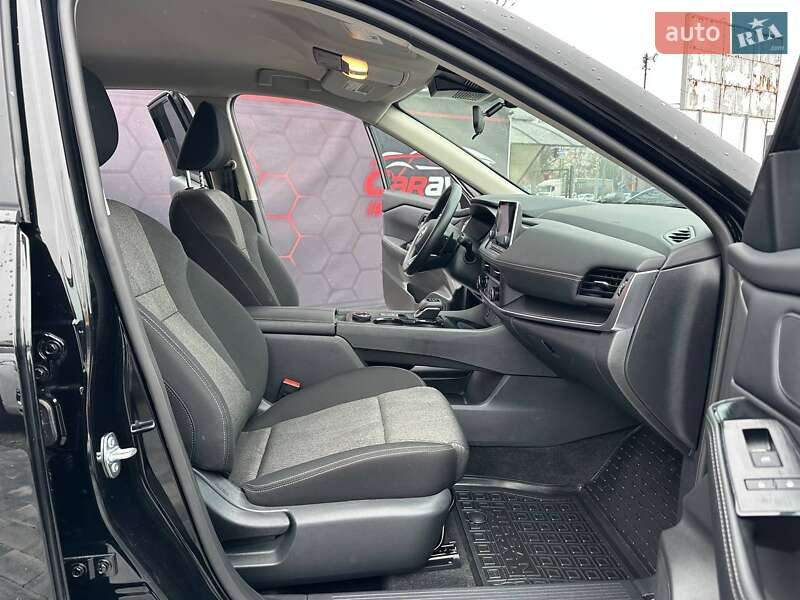 Внедорожник / Кроссовер Nissan Rogue 2024 в Днепре