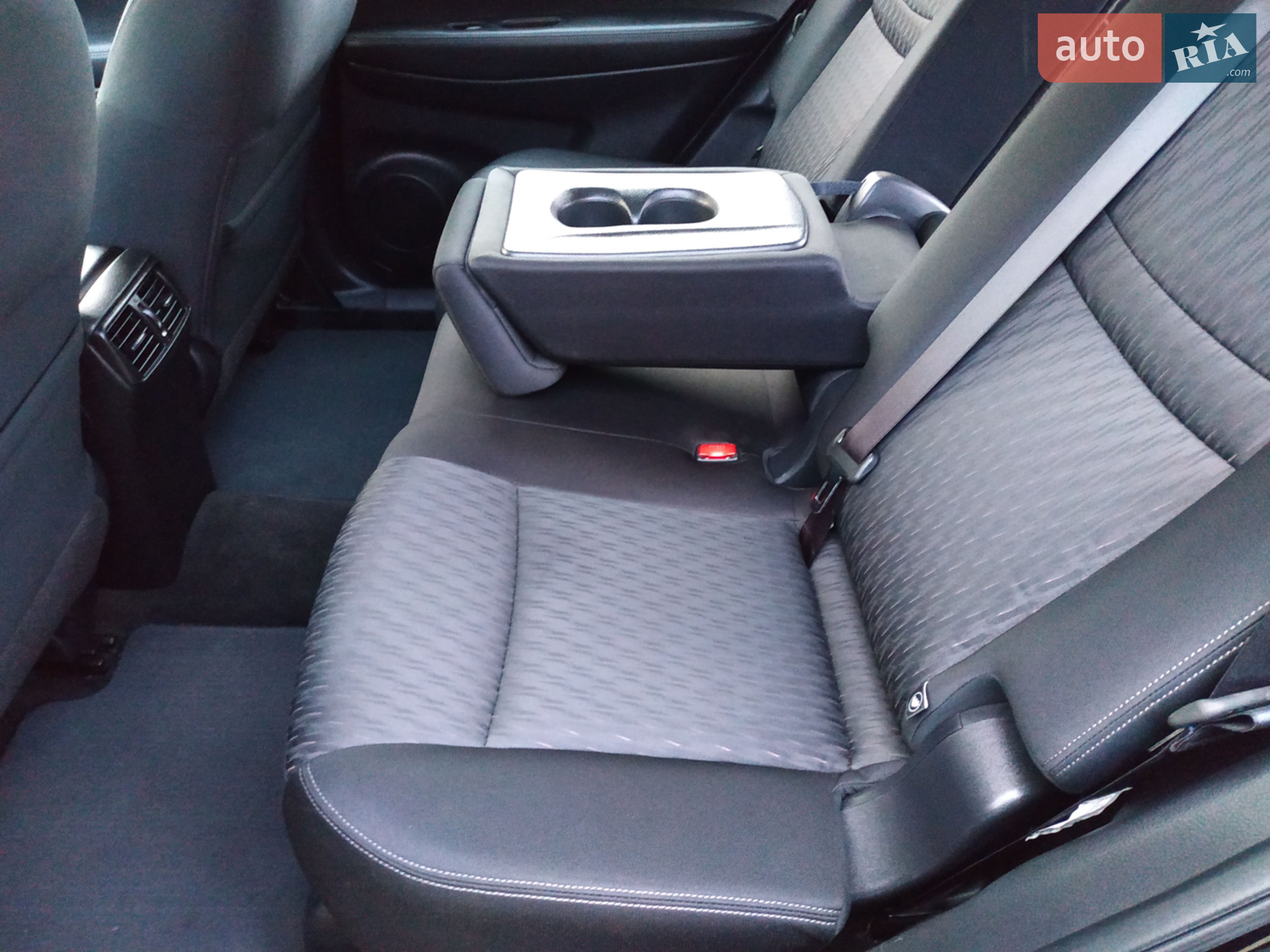 2017 Nissan Rogue - мініатюра 19