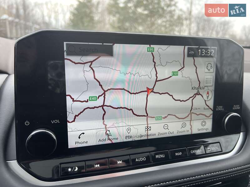 Внедорожник / Кроссовер Nissan Rogue 2023 в Киеве