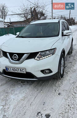 Внедорожник / Кроссовер Nissan Rogue 2015 в Белой Церкви