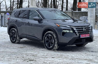 Позашляховик / Кросовер Nissan Rogue 2024 в Києві