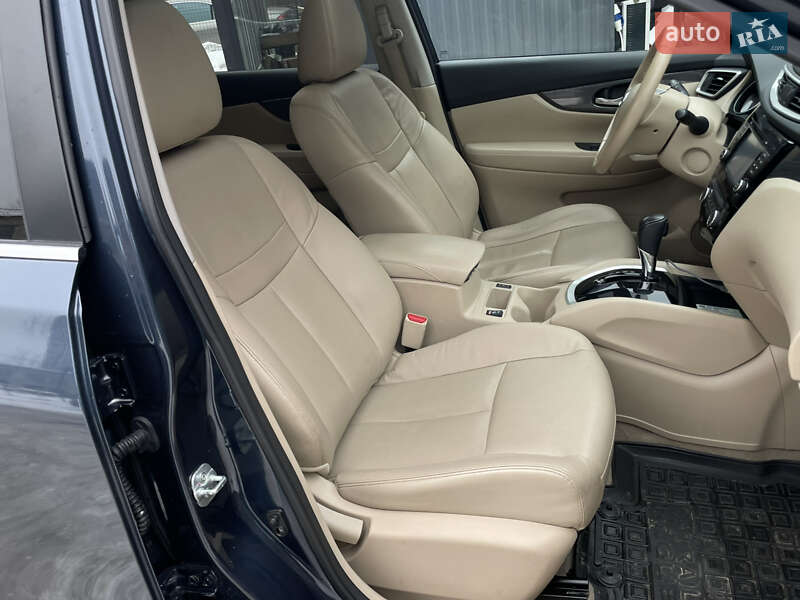 Внедорожник / Кроссовер Nissan Rogue 2014 в Киеве