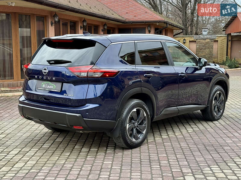 Внедорожник / Кроссовер Nissan Rogue 2024 в Мукачево