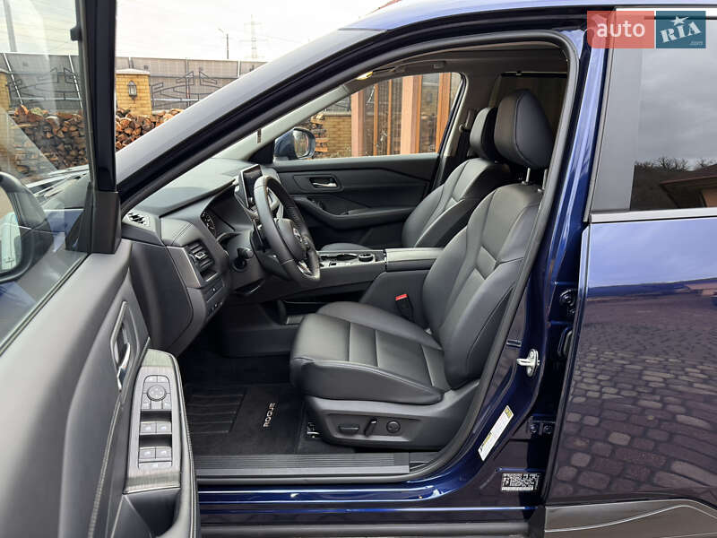 Внедорожник / Кроссовер Nissan Rogue 2024 в Мукачево