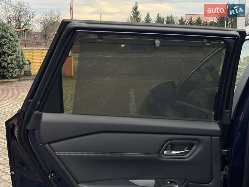 Внедорожник / Кроссовер Nissan Rogue 2024 в Мукачево