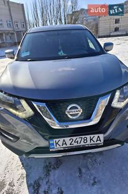 Внедорожник / Кроссовер Nissan Rogue 2017 в Днепре