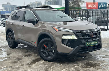 Внедорожник / Кроссовер Nissan Rogue 2024 в Киеве