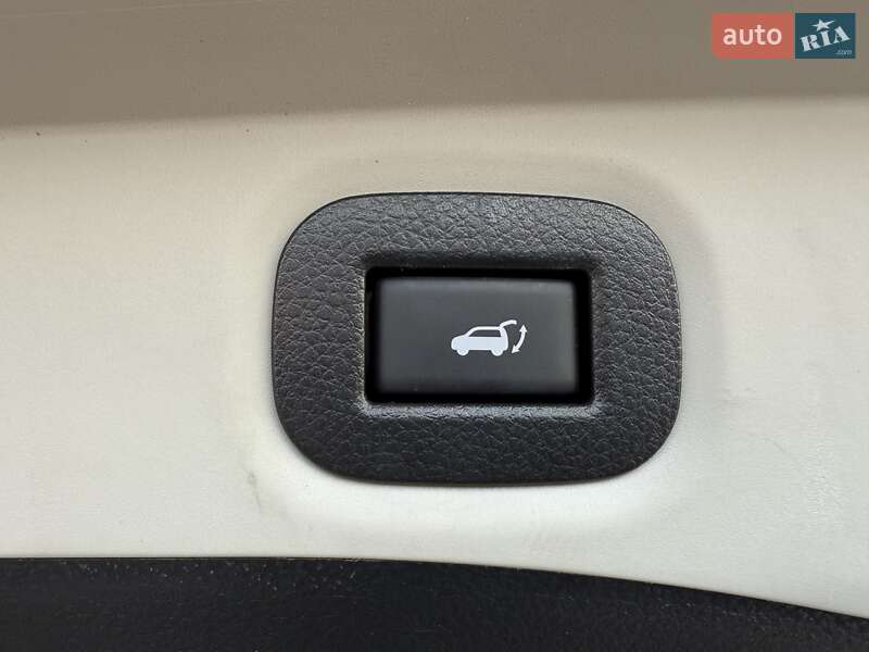 Внедорожник / Кроссовер Nissan Rogue 2019 в Кропивницком